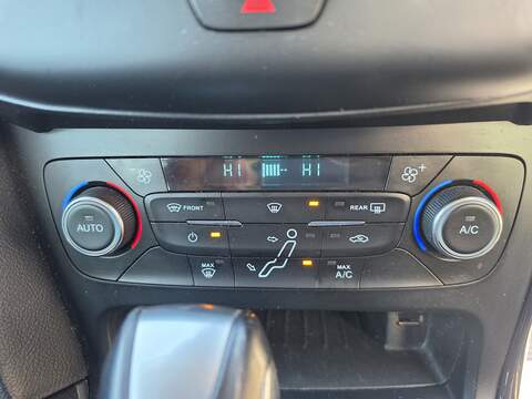 Ford Focus 1.0T EcoBoost Titanium Hatchback 5dr Petrol Auto Euro 6 (s/s) (125 ps) - U2454