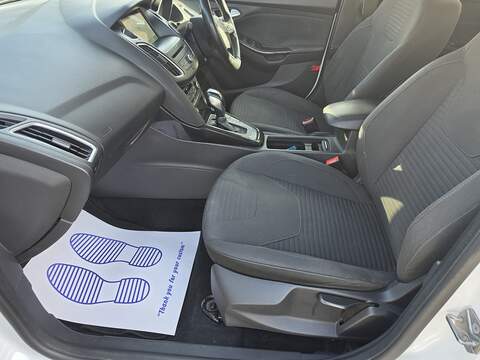 Ford Focus 1.0T EcoBoost Titanium Hatchback 5dr Petrol Auto Euro 6 (s/s) (125 ps) - U2454