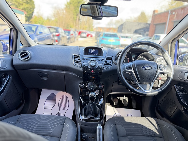 Ford Fiesta 1.0T EcoBoost Titanium Hatchback 5dr Petrol Manual Euro 5 (s/s) (100 ps) - U2456