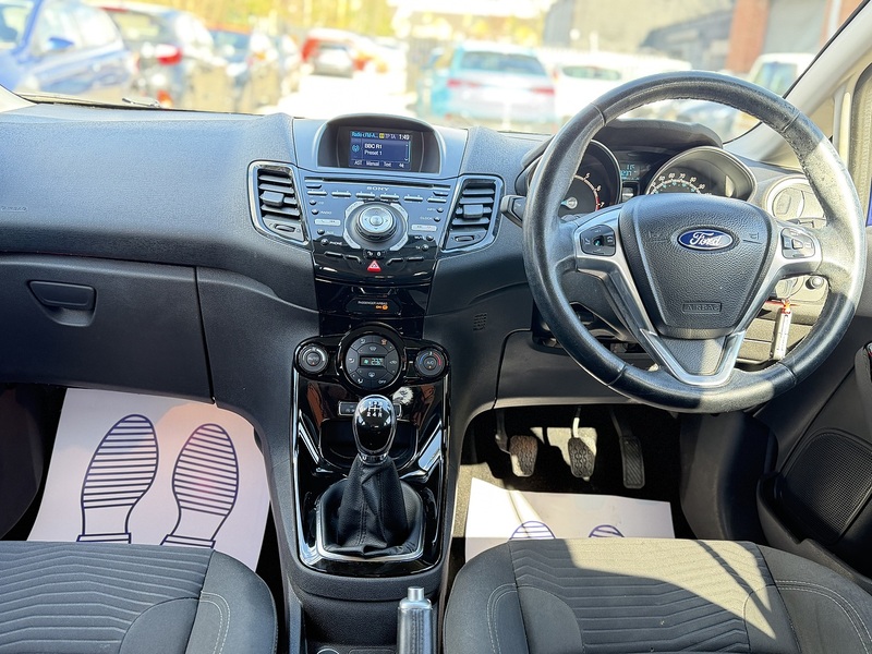 Ford Fiesta 1.0T EcoBoost Titanium Hatchback 5dr Petrol Manual Euro 5 (s/s) (100 ps) - U2456