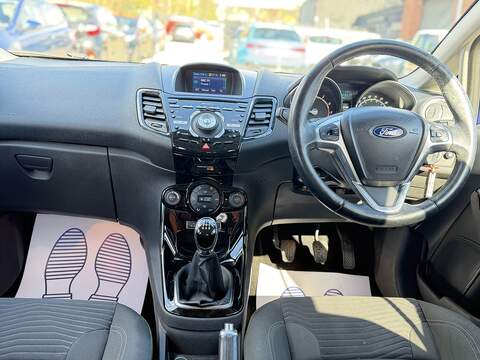 Ford Fiesta 1.0T EcoBoost Titanium Hatchback 5dr Petrol Manual Euro 5 (s/s) (100 ps) - U2456