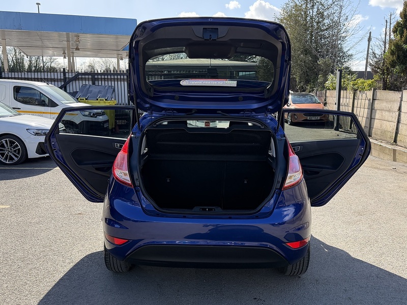 Ford Fiesta 1.0T EcoBoost Titanium Hatchback 5dr Petrol Manual Euro 5 (s/s) (100 ps) - U2456