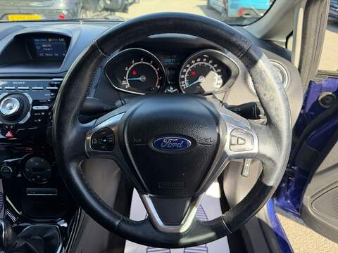 Ford Fiesta 1.0T EcoBoost Titanium Hatchback 5dr Petrol Manual Euro 5 (s/s) (100 ps) - U2456