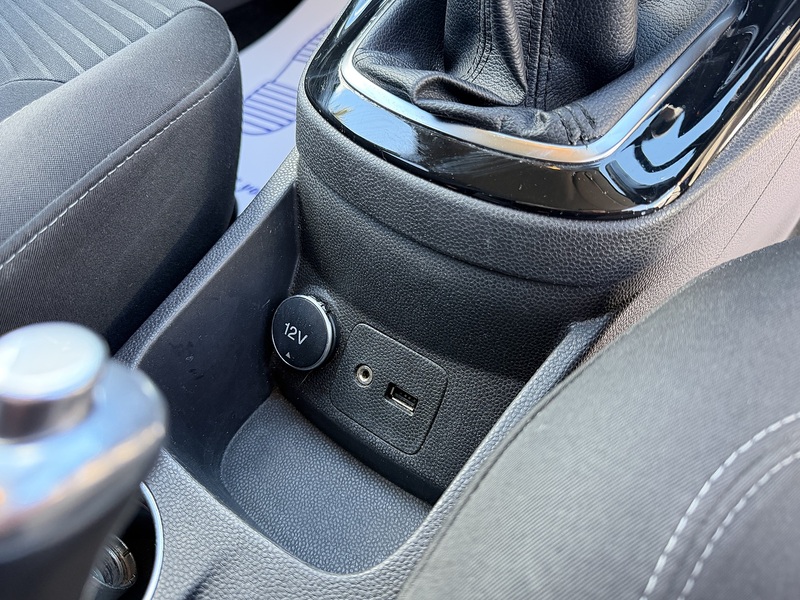Ford Fiesta 1.0T EcoBoost Titanium Hatchback 5dr Petrol Manual Euro 5 (s/s) (100 ps) - U2456