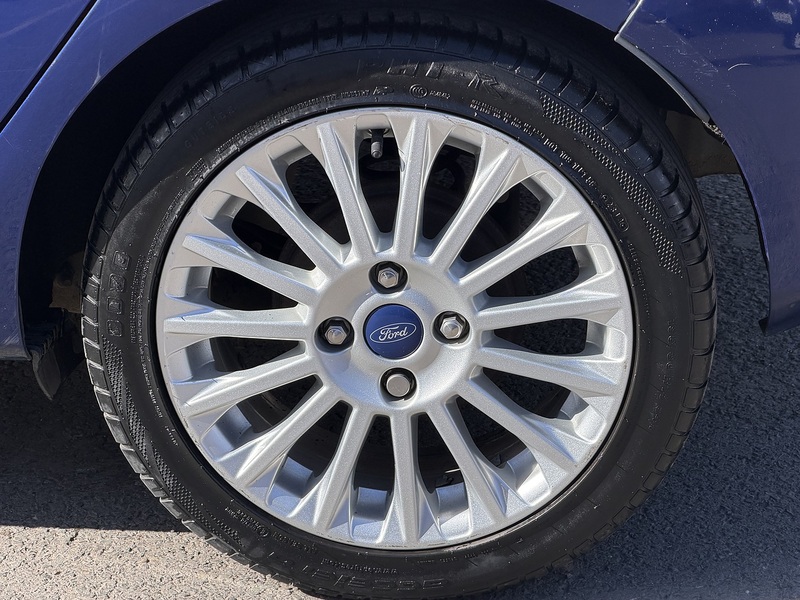 Ford Fiesta 1.0T EcoBoost Titanium Hatchback 5dr Petrol Manual Euro 5 (s/s) (100 ps) - U2456