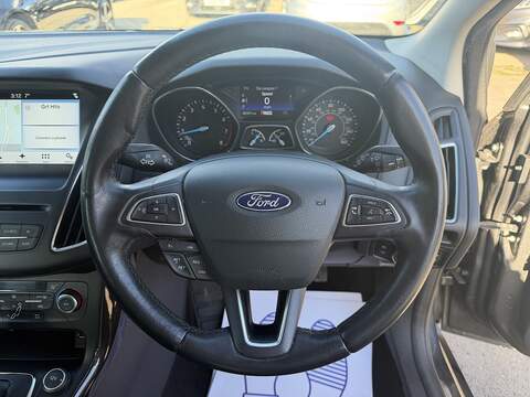 Ford Focus 1.0T EcoBoost Titanium Estate 5dr Petrol Auto Euro 6 (s/s) (125 ps) - U2457