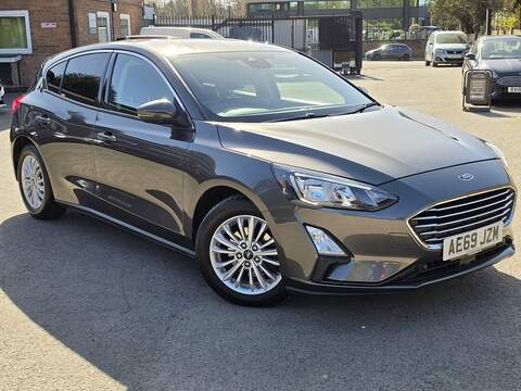 Ford Focus 1.0T EcoBoost Titanium Hatchback 5dr Petrol Auto Euro 6 (s/s) (125 ps) - U2461