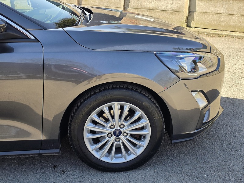 Ford Focus 1.0T EcoBoost Titanium Hatchback 5dr Petrol Auto Euro 6 (s/s) (125 ps) - U2461