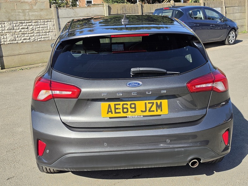 Ford Focus 1.0T EcoBoost Titanium Hatchback 5dr Petrol Auto Euro 6 (s/s) (125 ps) - U2461