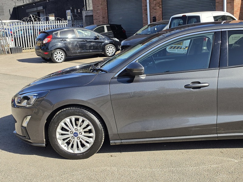 Ford Focus 1.0T EcoBoost Titanium Hatchback 5dr Petrol Auto Euro 6 (s/s) (125 ps) - U2461