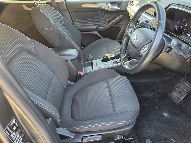 Ford Focus 1.0T EcoBoost Titanium Hatchback 5dr Petrol Auto Euro 6 (s/s) (125 ps) - U2461