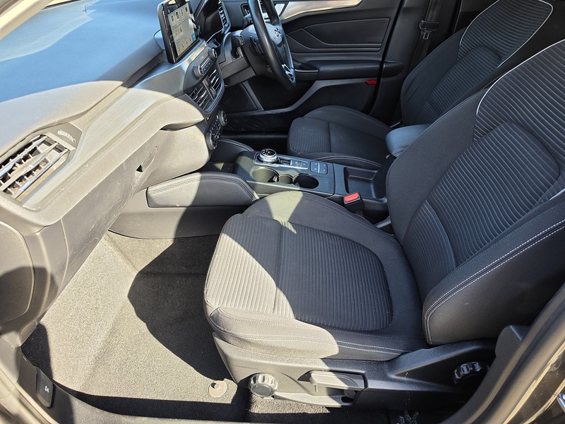 Ford Focus 1.0T EcoBoost Titanium Hatchback 5dr Petrol Auto Euro 6 (s/s) (125 ps) - U2461