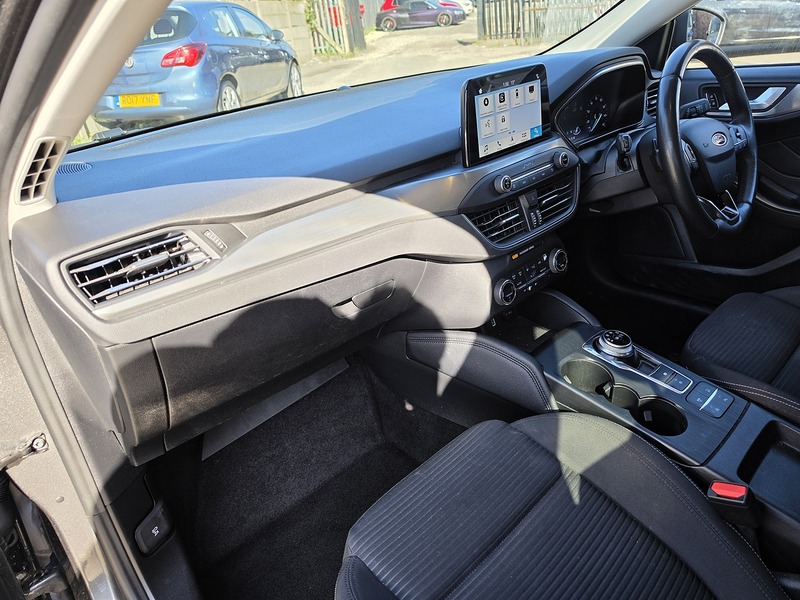 Ford Focus 1.0T EcoBoost Titanium Hatchback 5dr Petrol Auto Euro 6 (s/s) (125 ps) - U2461