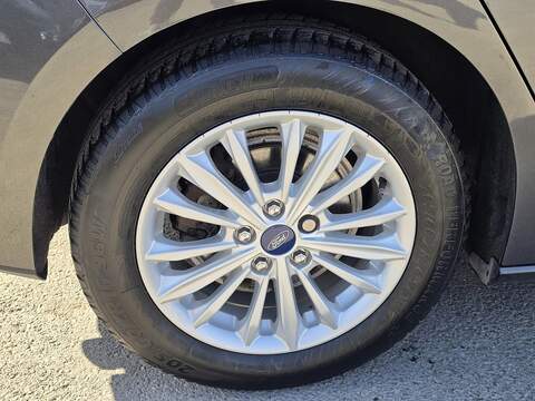 Ford Focus 1.0T EcoBoost Titanium Hatchback 5dr Petrol Auto Euro 6 (s/s) (125 ps) - U2461