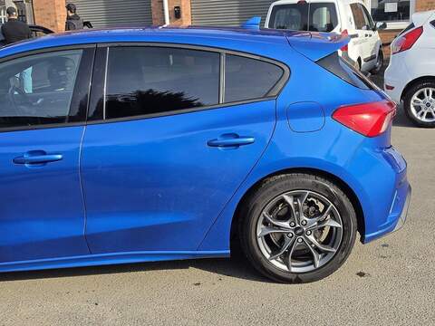 Ford Focus 1.0T EcoBoost ST-Line Hatchback 5dr Petrol Auto Euro 6 (s/s) (125 ps) - U2468