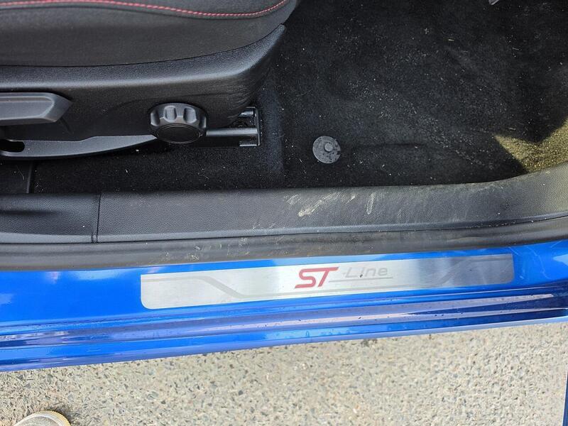 Ford Focus 1.0T EcoBoost ST-Line Hatchback 5dr Petrol Auto Euro 6 (s/s) (125 ps) - U2468