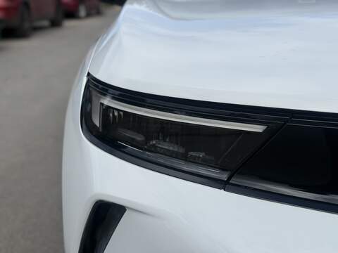 Vauxhall Mokka Electric 50kWh SRi Premium SUV 5dr Electric Auto (136 ps) - U2469