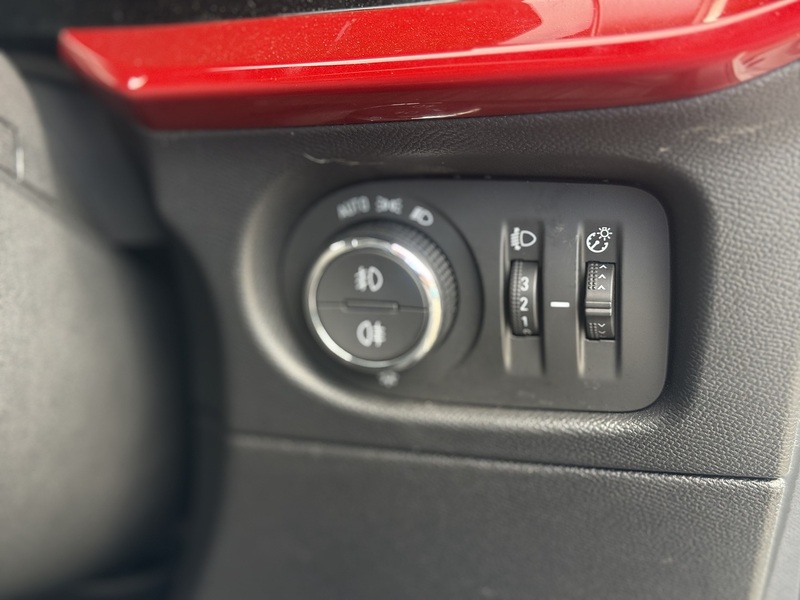 Vauxhall Mokka Electric 50kWh SRi Premium SUV 5dr Electric Auto (136 ps) - U2469