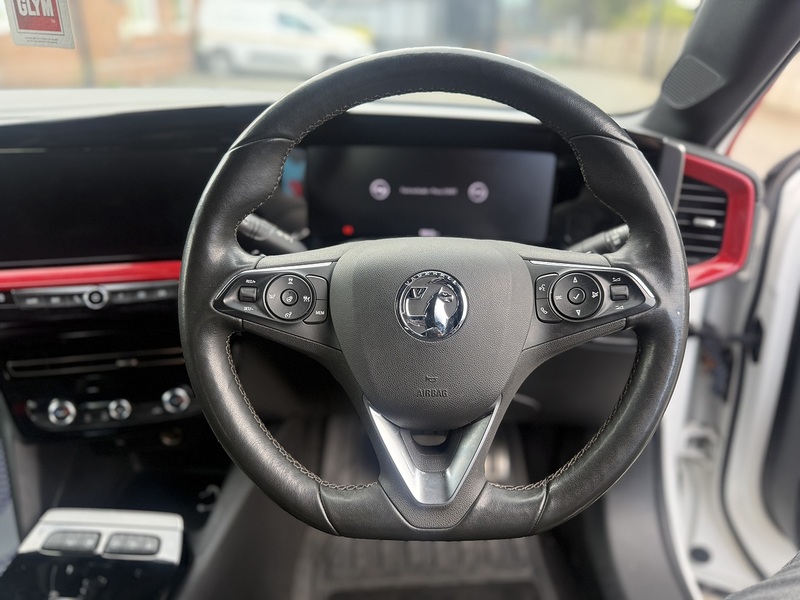 Vauxhall Mokka Electric 50kWh SRi Premium SUV 5dr Electric Auto (136 ps) - U2469