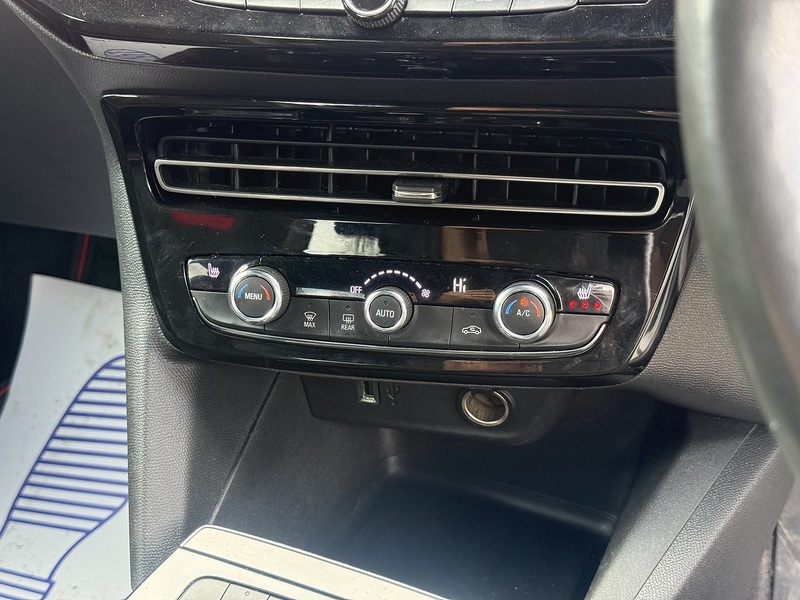 Vauxhall Mokka Electric 50kWh SRi Premium SUV 5dr Electric Auto (136 ps) - U2469