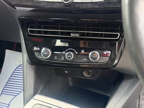 Vauxhall Mokka Electric 50kWh SRi Premium SUV 5dr Electric Auto (136 ps) - U2469