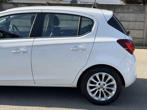 Vauxhall Corsa 1.4i SE Hatchback 5dr Petrol Auto Euro 6 (90 ps) - U2470