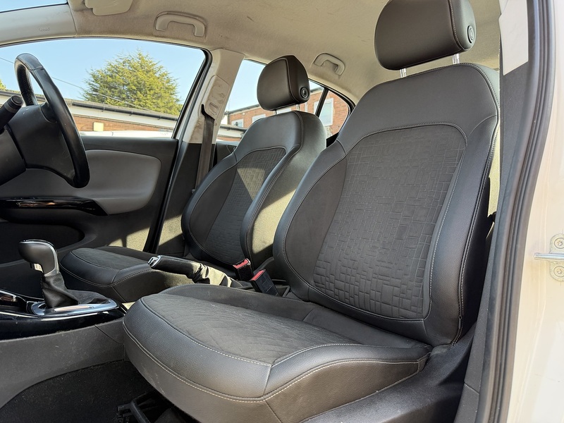 Vauxhall Corsa 1.4i SE Hatchback 5dr Petrol Auto Euro 6 (90 ps) - U2470