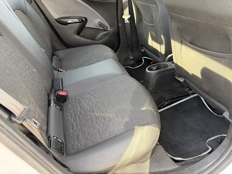 Vauxhall Corsa 1.4i SE Hatchback 5dr Petrol Auto Euro 6 (90 ps) - U2470