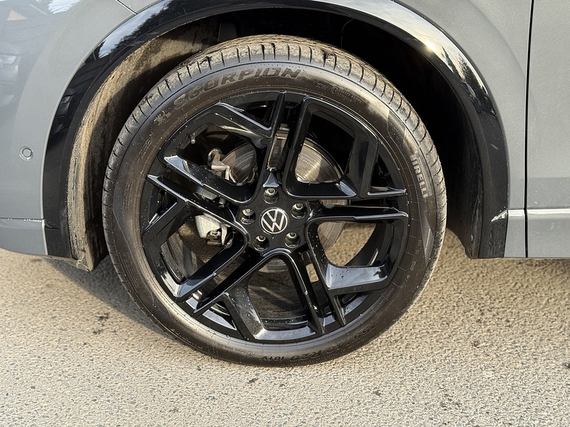 Volkswagen Tiguan 1.5 eTSI MHEV R-Line SUV 5dr Petrol Hybrid DSG Euro 6 (s/s) (150 ps) - U2473