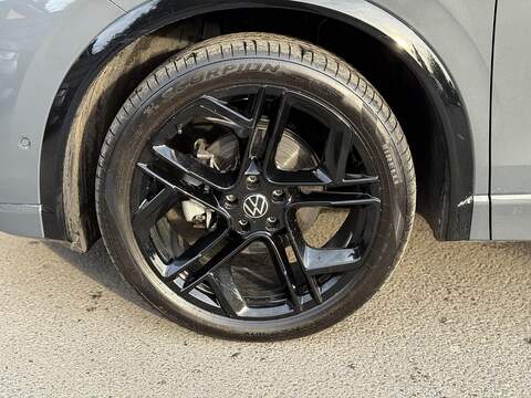 Volkswagen Tiguan 1.5 eTSI MHEV R-Line SUV 5dr Petrol Hybrid DSG Euro 6 (s/s) (150 ps) - U2473
