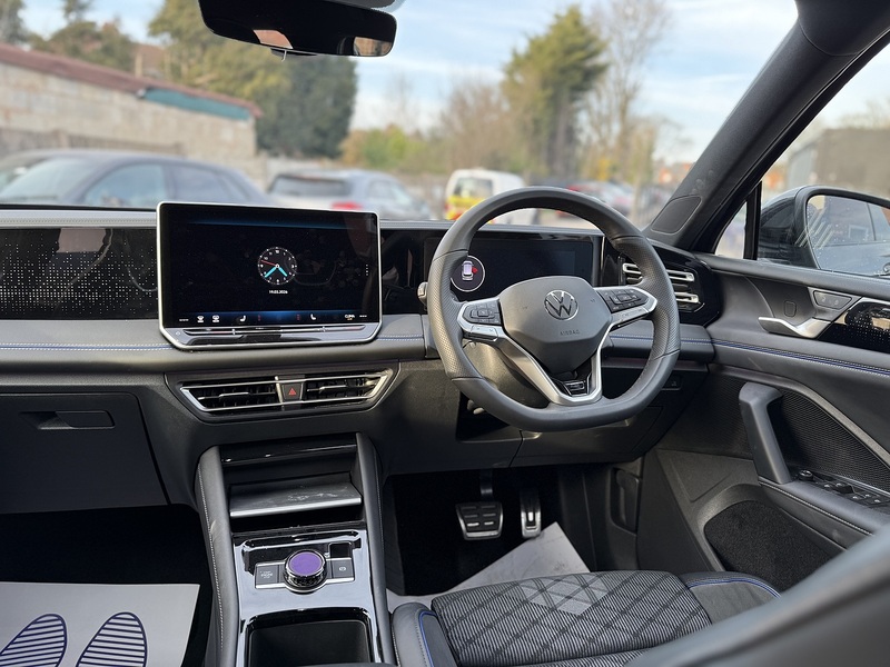 Volkswagen Tiguan 1.5 eTSI MHEV R-Line SUV 5dr Petrol Hybrid DSG Euro 6 (s/s) (150 ps) - U2473