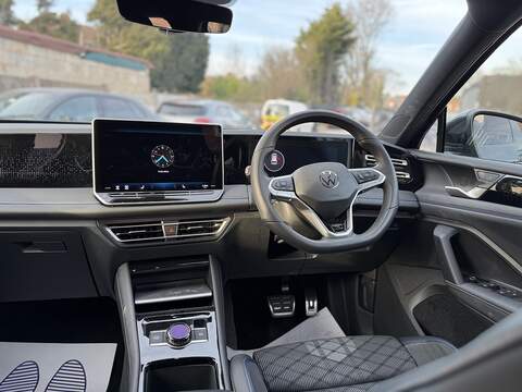 Volkswagen Tiguan 1.5 eTSI MHEV R-Line SUV 5dr Petrol Hybrid DSG Euro 6 (s/s) (150 ps) - U2473