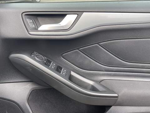 Ford Focus 1.0T EcoBoost Active Hatchback 5dr Petrol Auto Euro 6 (s/s) (125 ps) - U2478