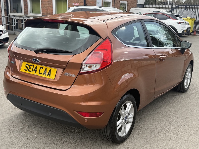 Ford Fiesta 1.0T EcoBoost Zetec Hatchback 3dr Petrol Powershift Euro 5 (100 ps) - U2481