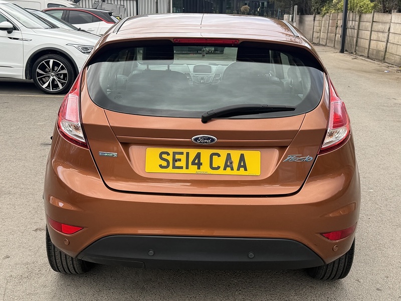 Ford Fiesta 1.0T EcoBoost Zetec Hatchback 3dr Petrol Powershift Euro 5 (100 ps) - U2481