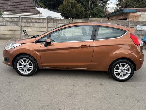 Ford Fiesta 1.0T EcoBoost Zetec Hatchback 3dr Petrol Powershift Euro 5 (100 ps) - U2481