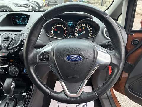 Ford Fiesta 1.0T EcoBoost Zetec Hatchback 3dr Petrol Powershift Euro 5 (100 ps) - U2481