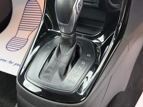 Ford Fiesta 1.0T EcoBoost Zetec Hatchback 3dr Petrol Powershift Euro 5 (100 ps) - U2481