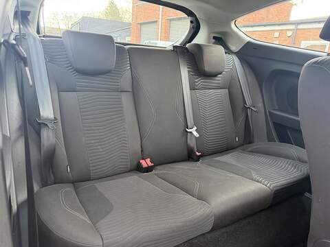 Ford Fiesta 1.0T EcoBoost Zetec Hatchback 3dr Petrol Powershift Euro 5 (100 ps) - U2481