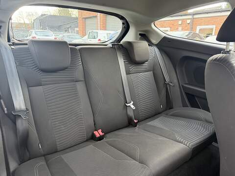 Ford Fiesta 1.0T EcoBoost Zetec Hatchback 3dr Petrol Powershift Euro 5 (100 ps) - U2481