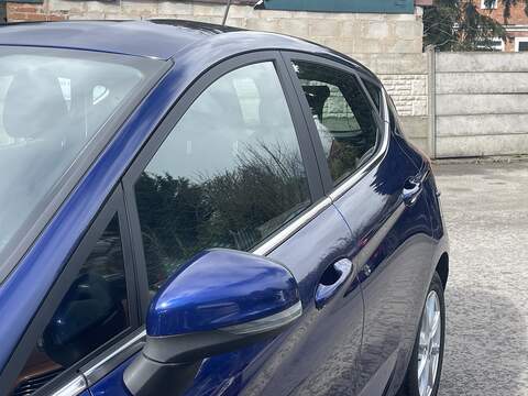 Ford Fiesta 1.0T EcoBoost Zetec Hatchback 5dr Petrol Auto Euro 6 (s/s) (100 ps) - U2484