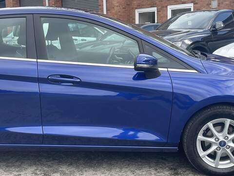 Ford Fiesta 1.0T EcoBoost Zetec Hatchback 5dr Petrol Auto Euro 6 (s/s) (100 ps) - U2484
