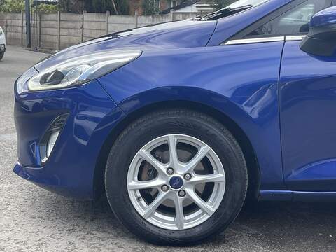 Ford Fiesta 1.0T EcoBoost Zetec Hatchback 5dr Petrol Auto Euro 6 (s/s) (100 ps) - U2484