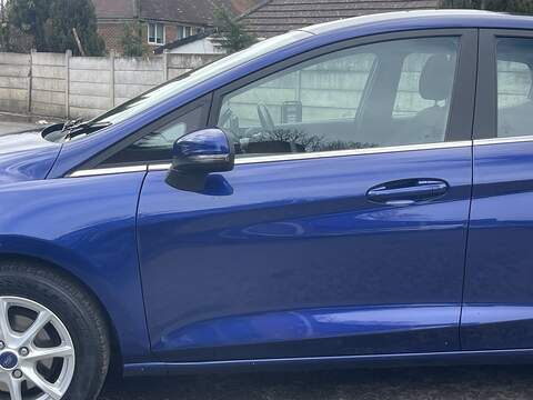 Ford Fiesta 1.0T EcoBoost Zetec Hatchback 5dr Petrol Auto Euro 6 (s/s) (100 ps) - U2484