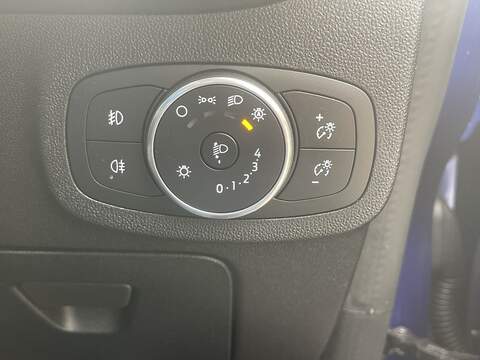Ford Fiesta 1.0T EcoBoost Zetec Hatchback 5dr Petrol Auto Euro 6 (s/s) (100 ps) - U2484