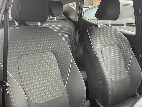 Ford Fiesta 1.0T EcoBoost Zetec Hatchback 5dr Petrol Auto Euro 6 (s/s) (100 ps) - U2484