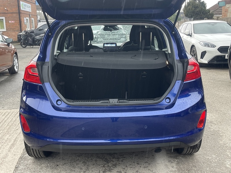 Ford Fiesta 1.0T EcoBoost Zetec Hatchback 5dr Petrol Auto Euro 6 (s/s) (100 ps) - U2484