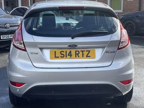 Ford Fiesta 1.0T EcoBoost Zetec Hatchback 5dr Petrol Powershift Euro 5 (100 ps) - U2485