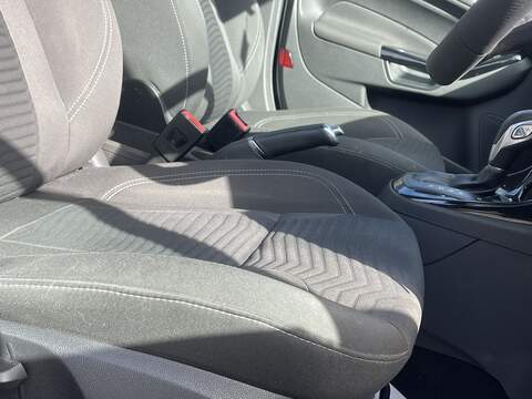 Ford Fiesta 1.0T EcoBoost Zetec Hatchback 5dr Petrol Powershift Euro 5 (100 ps) - U2485