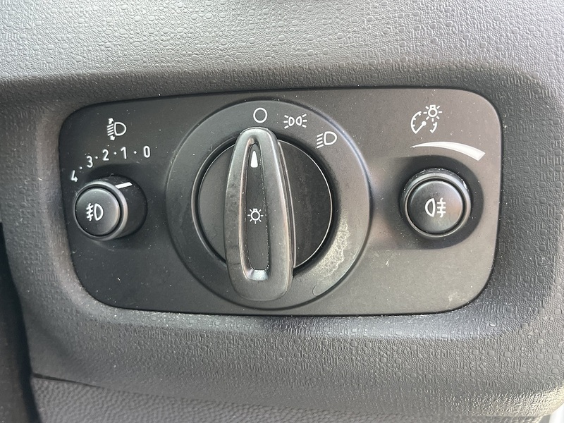 Ford Fiesta 1.0T EcoBoost Zetec Hatchback 5dr Petrol Powershift Euro 5 (100 ps) - U2485